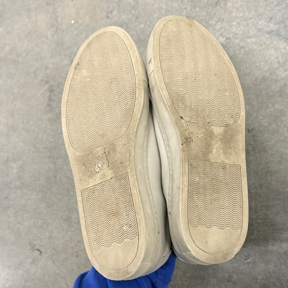 Common Projects Cream Sneakers - Picture 4 of 6